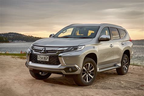 2016 Mitsubishi Pajero Sport Review - photos | CarAdvice