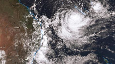 Cyclone Uesi set to bring heavy swells to Queensland and New South Wales coast by Friday - ABC News