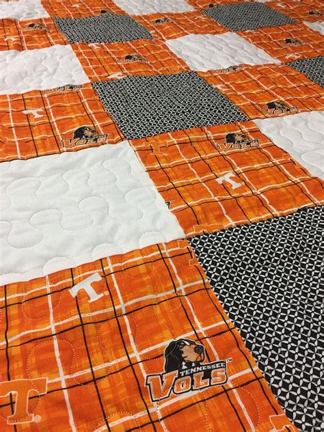 Univesity of Tennessee Quilt Tn Vols, Picnic Blanket, Outdoor Blanket, Machine Quilting ...