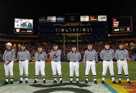 Football World Reacts To Referee's Fiesta Bowl Admission - The Spun