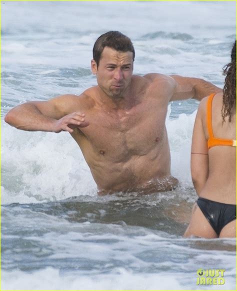 Shirtless Glen Powell Looks Hotter Than Ever While Filming Beach Scene ...