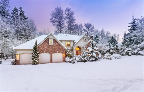 Pros & Cons of Buying or Selling Burlington Real Estate in the Winter | Team Logue