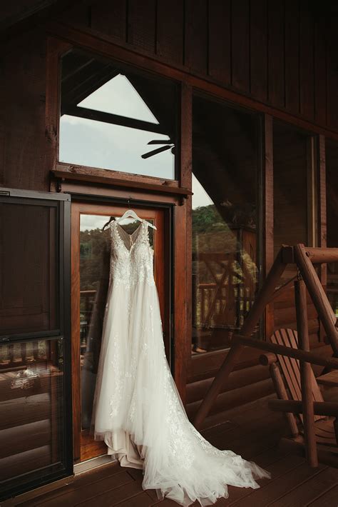 Fun Loving Gatlinburg Wedding in the Great Smoky Mountains - Jordan + Ian