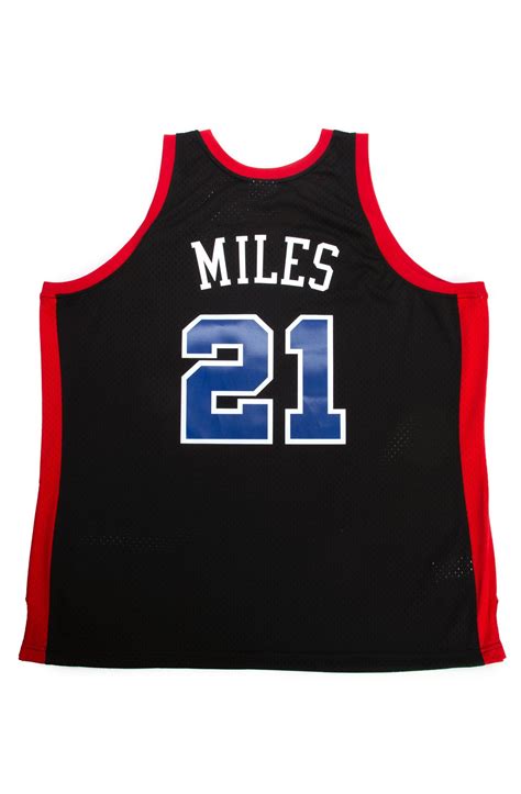 MITCHELL AND NESS Darius Miles Hardwood Classics Reload 2.0 Swingman ...