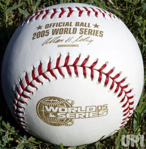 Photo: 2005 WORLD SERIES BASEBALL - SLP2005092701 - UPI.com