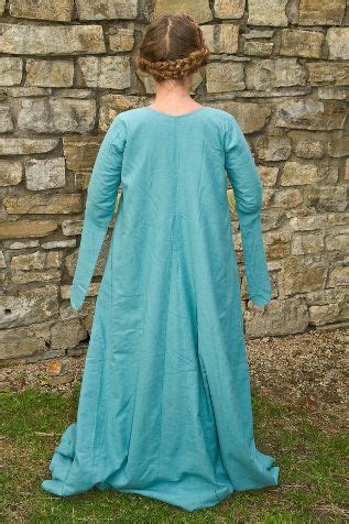 Tailor's - Hanka, Woman’s outfit with the woolen surcotte, part 2 Kirtle, The Pa, Viking Age ...