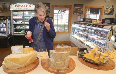 Beau's Market & Deli expands specialty foods, wines, cheeses at former Shisler's location