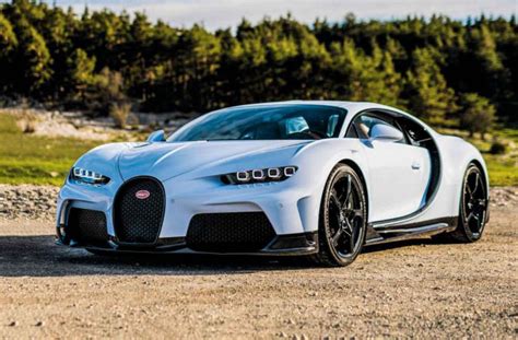 Road test 2022 Bugatti Chiron Super Sport — Drives.today