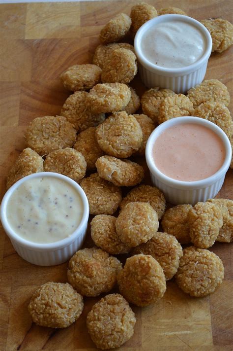 Homemade Vegan Chicken Nuggets + 3 Creamy Dipping Sauces – The Inked Vegan | Creamy dipping ...