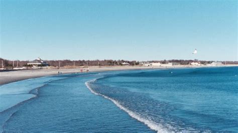 Narragansett Town Beach, Narragansett, RI - Picture of Coast Guard ...