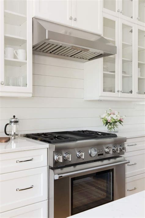 Coastal Farmhouse Kitchen Backsplash