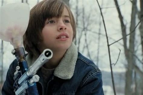 Jimmy Bennett - Orphan Ipod #8 - Orphan Image (22350393) - Fanpop