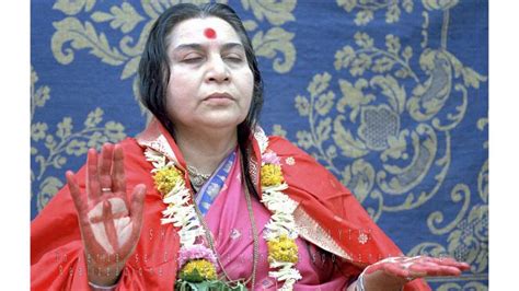 108 nomi Shri Mataji Nirmala Devi - ITA - YouTube