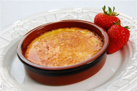 Strawberry Crème Brûlée - Florida Strawberry