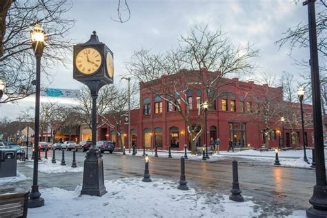 New Saint Andrew's College in Moscow, Idaho. | University of idaho, Moscow idaho, College town