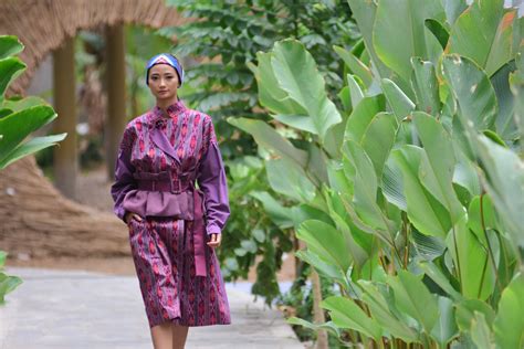 Tren Fesyen 2023 di Indonesia, Wastra Menjadi Unggulan