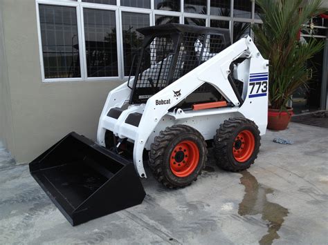 U.O.E. Equipment Sdn. Bhd.: Reconditioned Bobcat Skid Steer Loader 773 ...