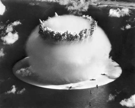 Operation Crossroads | US Nuclear Tests | Nuclear Testing | Photographs ...