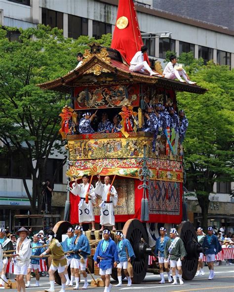 Gion Festival 2 - Living + Nomads – Travel tips, Guides, News ...