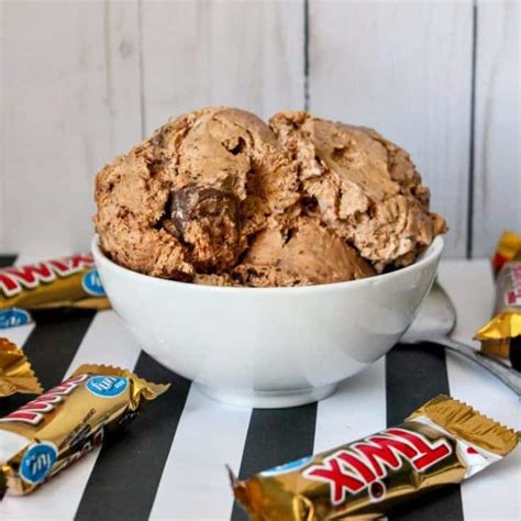 Homemade Twix Ice Cream Recipe (No Churn Ice Cream!)