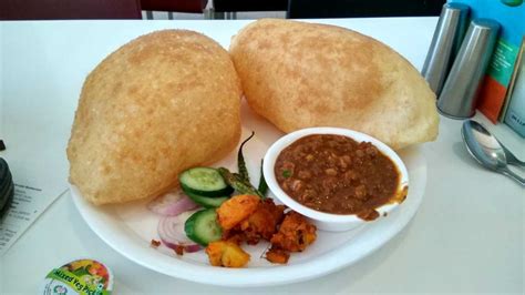 Chole Bhature in Delhi - 25 Iconic Places to Try - Holidify