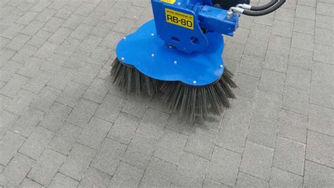 Slanetrac-RB80-Block-Paving-Brush-Cleaner-Mini-Digger-Attachment-3 ...