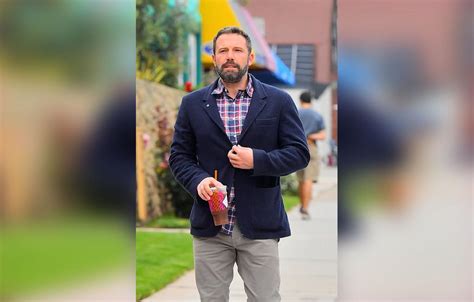 Casey Affleck Picks Up Dunkin' Before Ben, Jennifer Lopez's Wedding