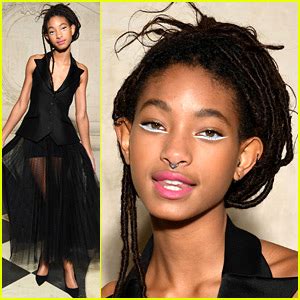 Willow Smith Rocks Silver Eye Makeup at Dior Show | Willow Smith | Just ...