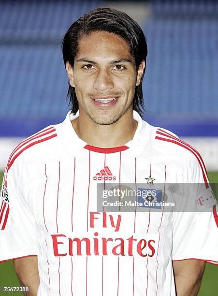 Paolo Guerrero Portrait Photos and Premium High Res Pictures - Getty Images