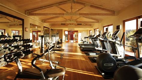 How the Hotel Gym Is Adapting to COVID-19 | Condé Nast Traveler