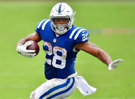 Jonathan Taylor Fantasy Football 2021 Outlook + Stats: Buy/Sell His ADP?