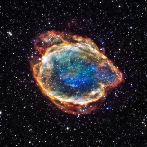 Dark energy may not exist, new supernova analysis says - Cosmos Magazine