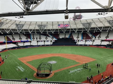 Timelapse video shows stunning final transformation of London Stadium ...