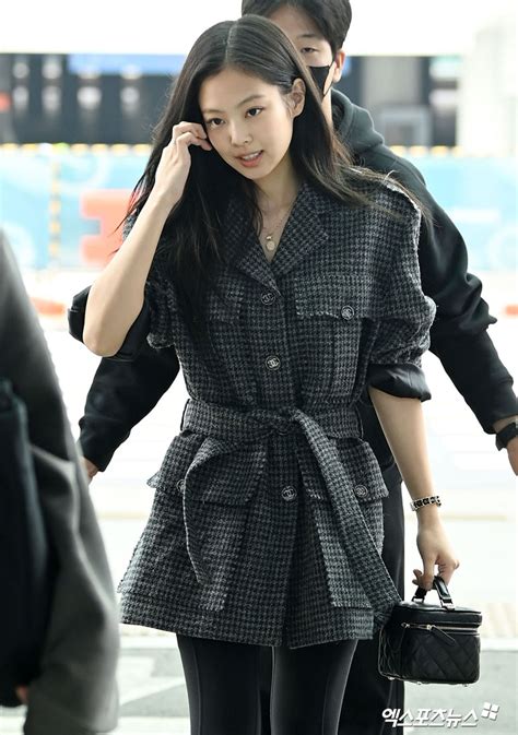 JENNIE at Incheon Airport For Paris Fashion Week 2022