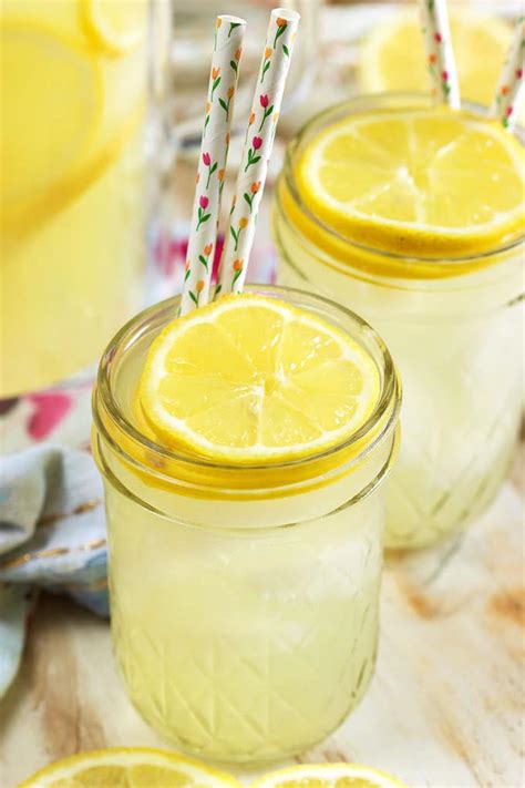 Homemade Lemonade Recipe - The Suburban Soapbox