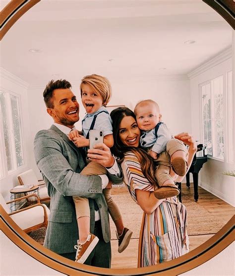 𝙿 𝙸 𝙽 𝚃 𝙴 𝚁 𝙴 𝚂 𝚃: @𝚖𝚒𝚊𝚋𝚒𝚜𝚜𝚎𝚔𝚎𝚛 ♡ | Cute family, Family goals, Future mom