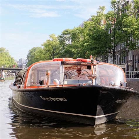 Go on an Amsterdam canal cruise | Lovers Canal Cruise