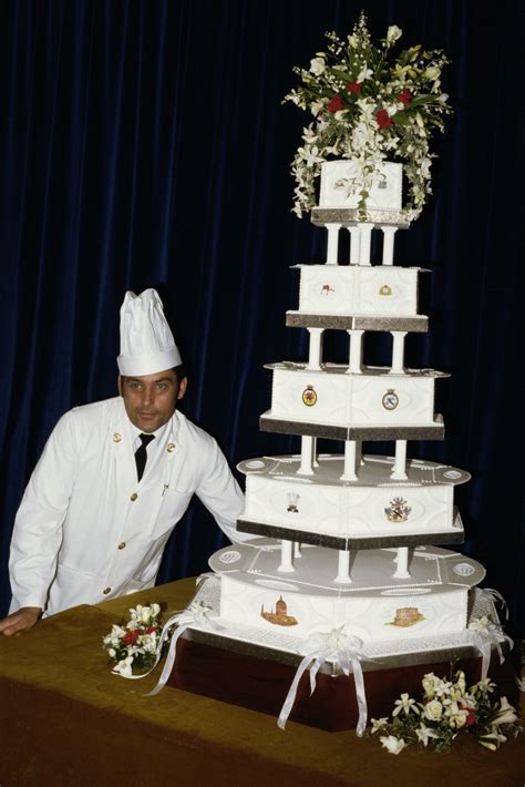 Princess Diana’s Wedding Cake Auctioned Off