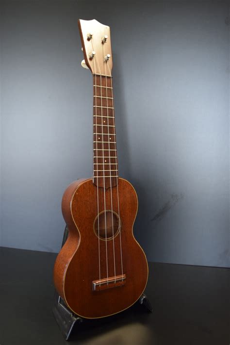 Vintage Martin Soprano style 1 with Tortoise shell binding – Mele ...