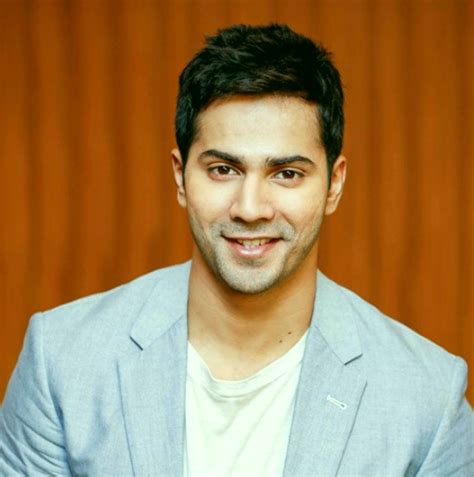 Varun Dhawan Biography 2018, Age, Girlfriend, Family - Celebrity Lifestyle