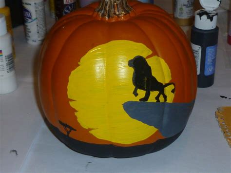 25 Easy Pumpkin Painting Ideas That Look Cute (2023 Edition)