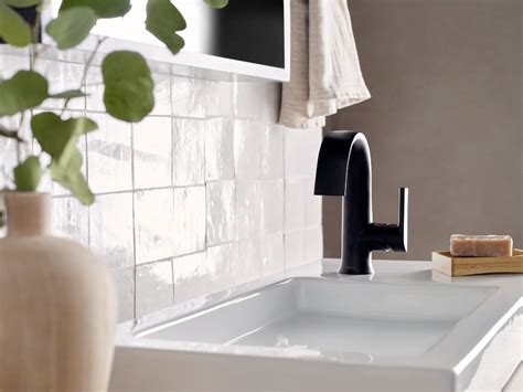 Bathroom Sink Faucets – Moen