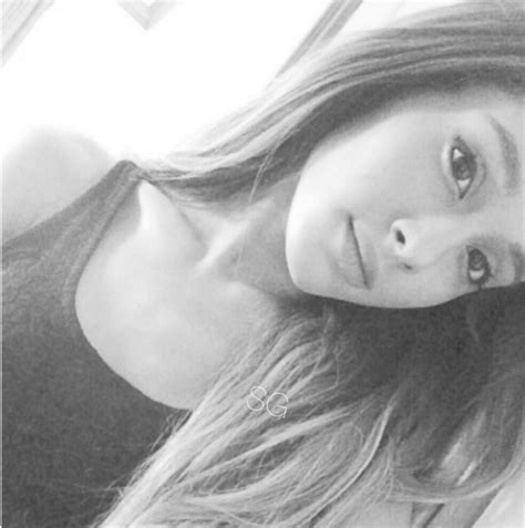 New Ariana Grande Selfies •Credit @slayiana on... - Welcome