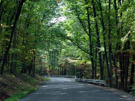 Shenandoah National Park - Skyline Drive Scenic Byway - TravelWorld International Magazine