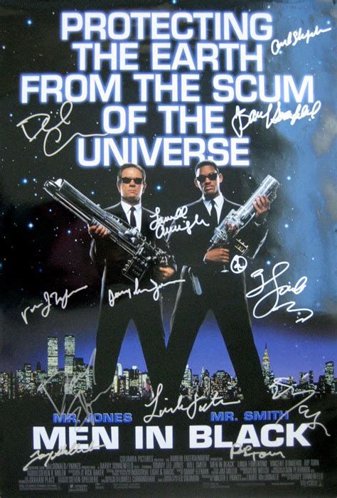 Men in Black (1997) original poster cast signed by Tommy Lee Jones ...