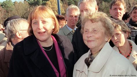 Angela Merkel′s mother, Herlind Kasner, dies aged 90 | News | DW | 10. ...