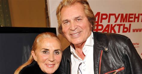 Engelbert Humperdinck Talks Relationship With Wife Patricia