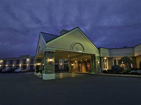 HOLIDAY INN BUFFALO INTERNATIONAL AIRPORT - Prices & Hotel Reviews (Cheektowaga, NY) - Tripadvisor