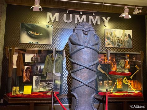 PHOTOS: Here's Where To Find a Bunch of REAL Movie Props at Universal Orlando! - AllEars.Net