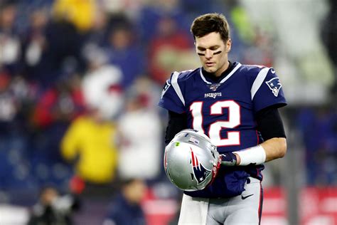 Tom Brady Dismisses Reports Rift With Patriots Offensive Coordinator ...